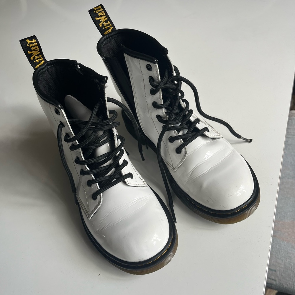 Dr. Martens Kids White Leather Boots with Black Accents - Picture 2 of 6